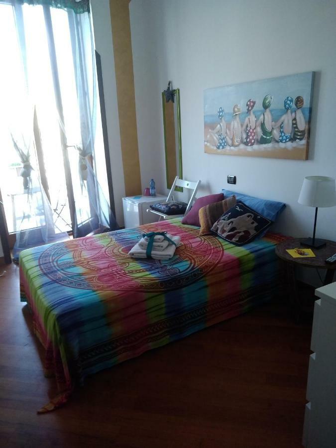 Aria Di Mare Dimorra Bed and Breakfast Pozzuoli Exteriör bild